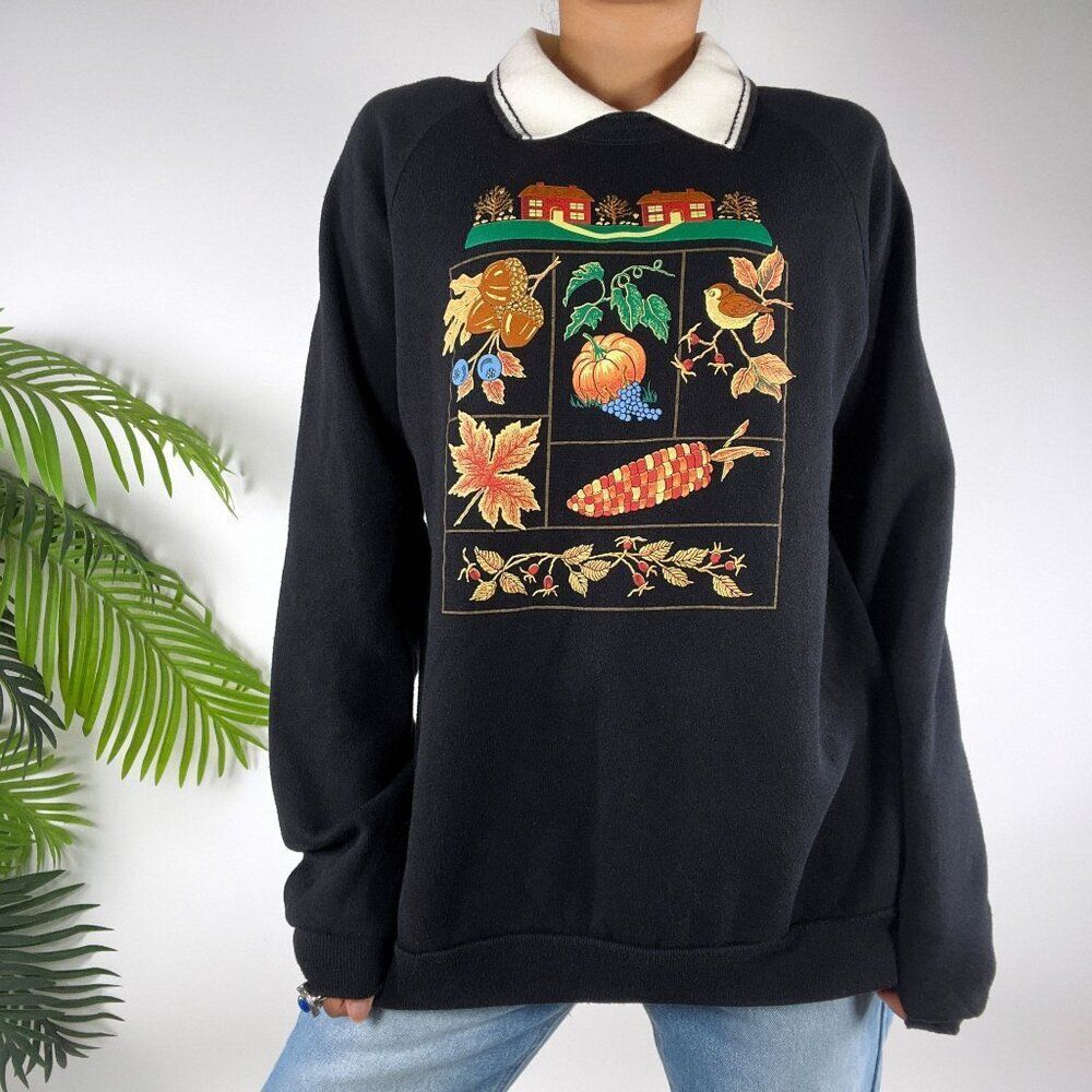 Vintage 90s Black Cottagecore Fall Patchwork Oversized Collared Sweatshirt / L